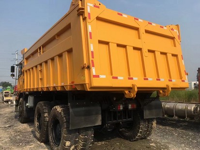 庫(kù)存徐工礦山車(chē)多方位圖片 庫(kù)存徐工礦山車(chē)多方位圖片