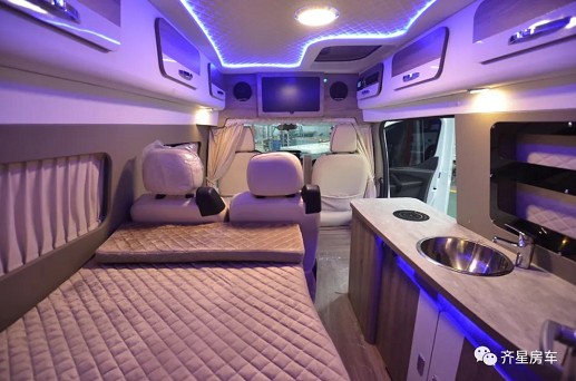 齊星新全順中頂升頂房車(chē) 齊星新全順中頂升頂房車(chē)